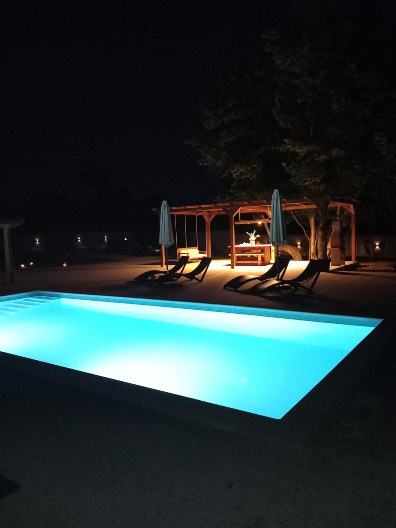 Villa Hedonia Πόρετς Εξωτερικό φωτογραφία